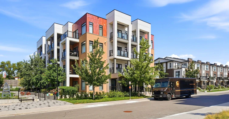 309-120 Canon Jackson Drive, Toronto, ON, M6M 0B7