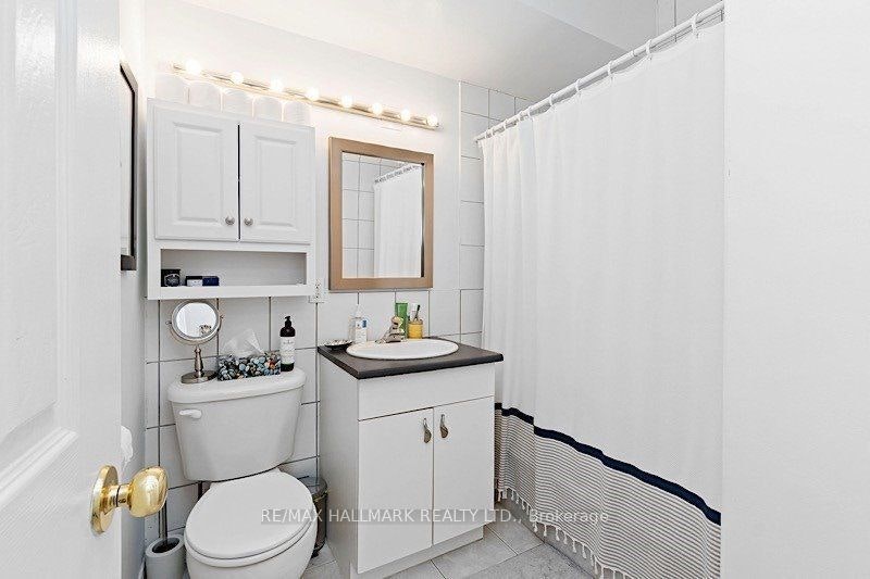 Main-228 Pacific Avenue, Toronto, ON, M6P 2P5 - 7