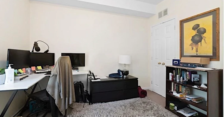Main-228 Pacific Avenue, Toronto, ON, M6P 2P5 - 8