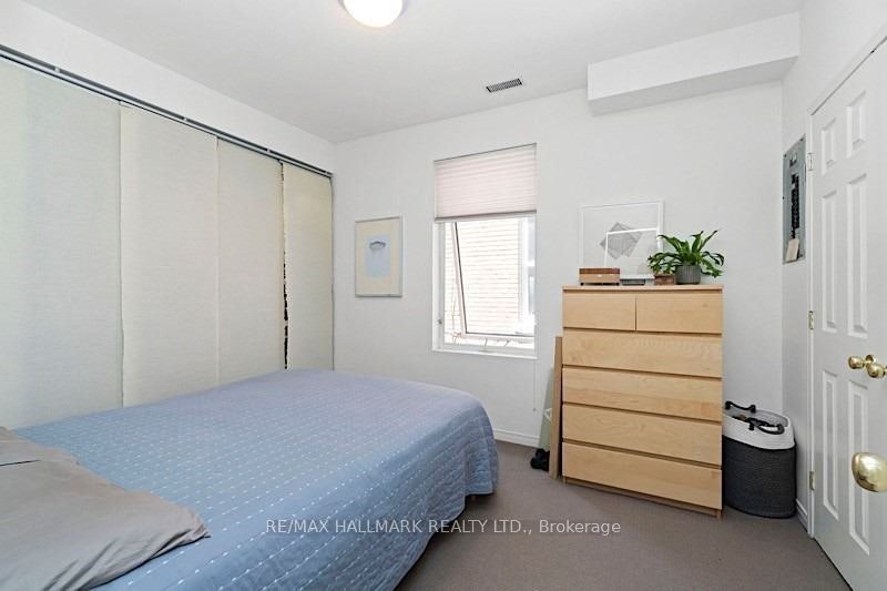 Main-228 Pacific Avenue, Toronto, ON, M6P 2P5 - 9