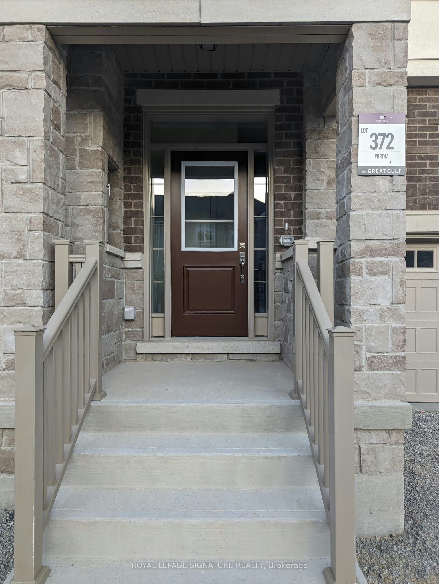 67 Bermondsey Way, Brampton, ON, L6Y 6K9 - 2