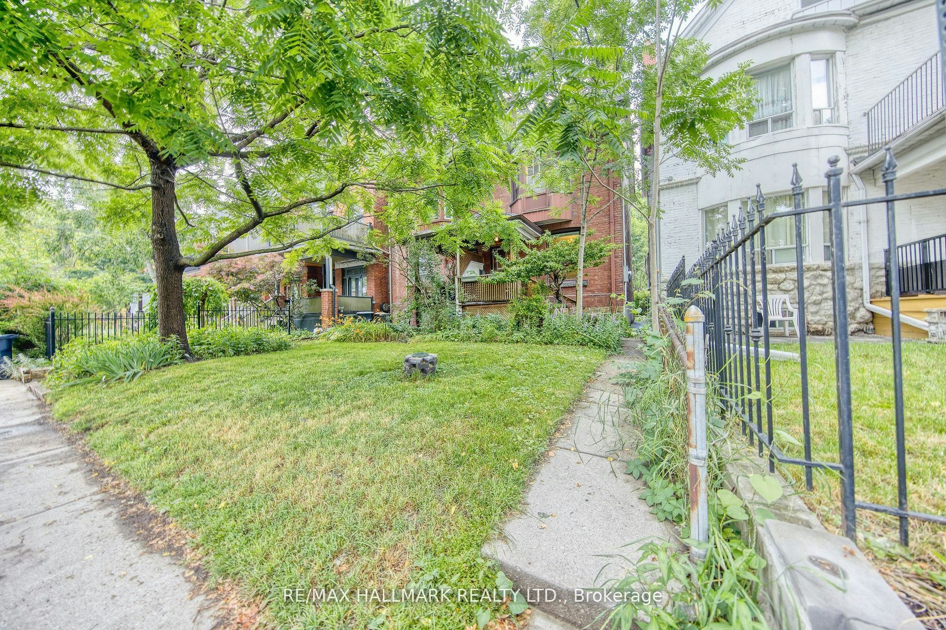 Bsmt-46 Springhurst Avenue, Toronto, ON, M6K 1B6 - 8