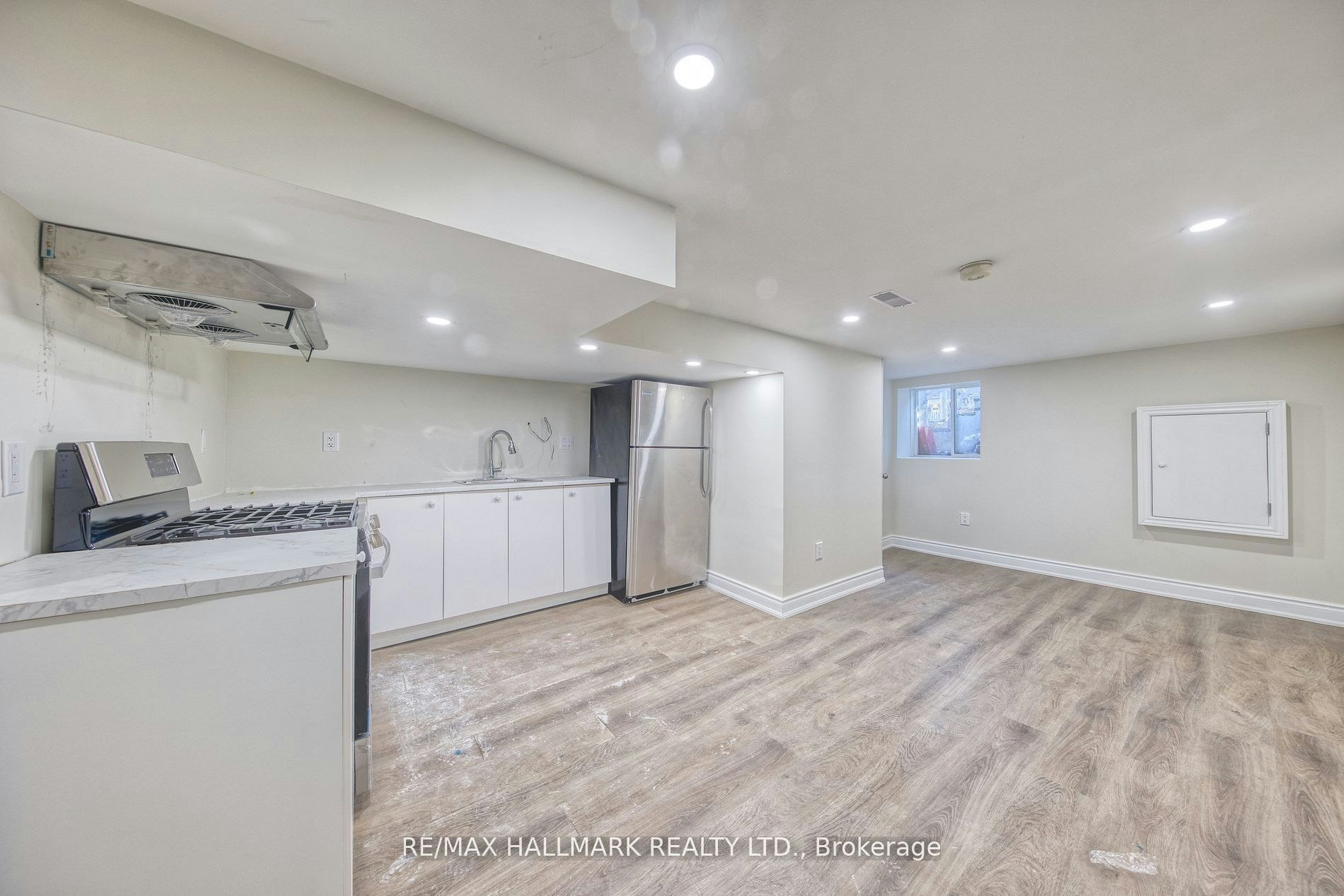Bsmt-46 Springhurst Avenue, Toronto, ON, M6K 1B6 - 2