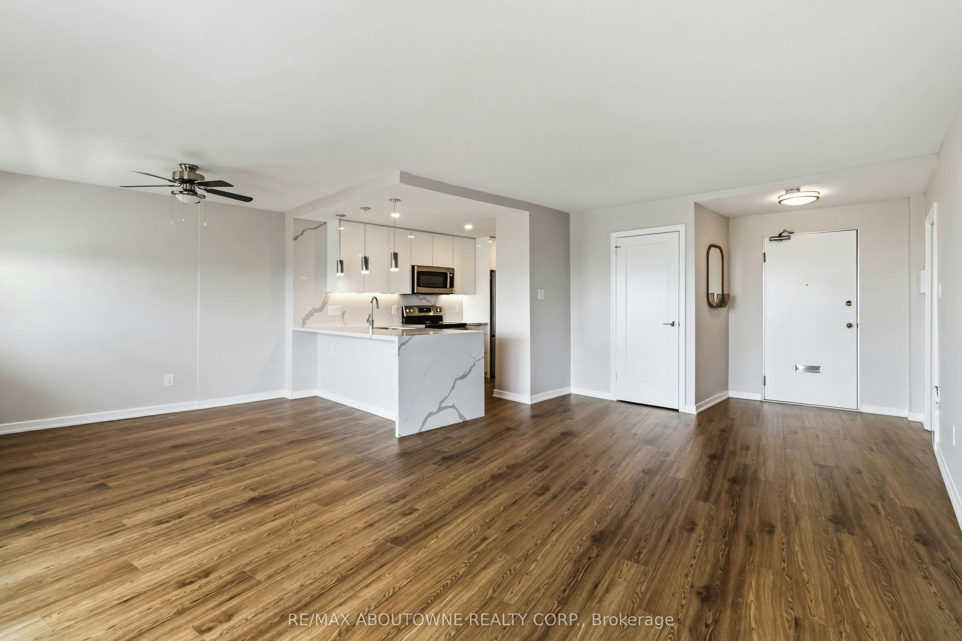 1201-125 Forsythe Street, Oakville, ON, L6K 3K1 - 8