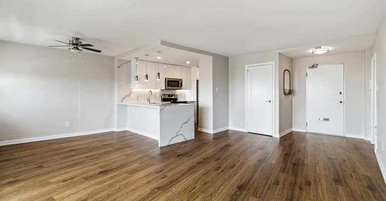 1201-125 Forsythe Street, Oakville, ON, L6K 3K1 - 8