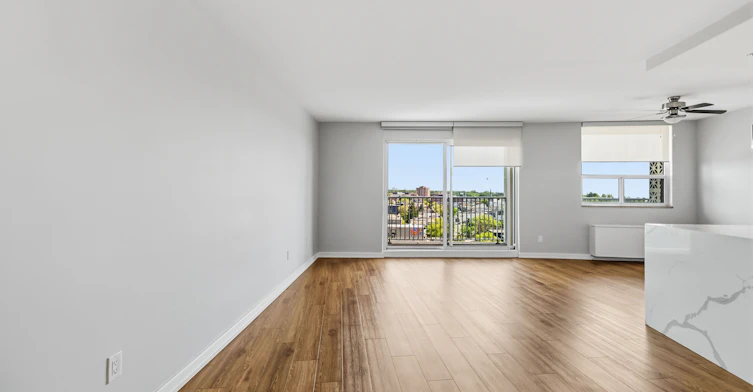 1201-125 Forsythe Street, Oakville, ON, L6K 3K1 - 5