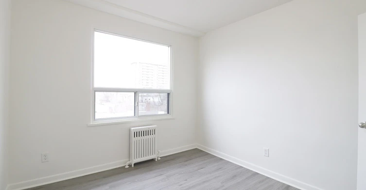 209-500 Gilbert Avenue, Toronto, ON, M6E 4X5 - 10