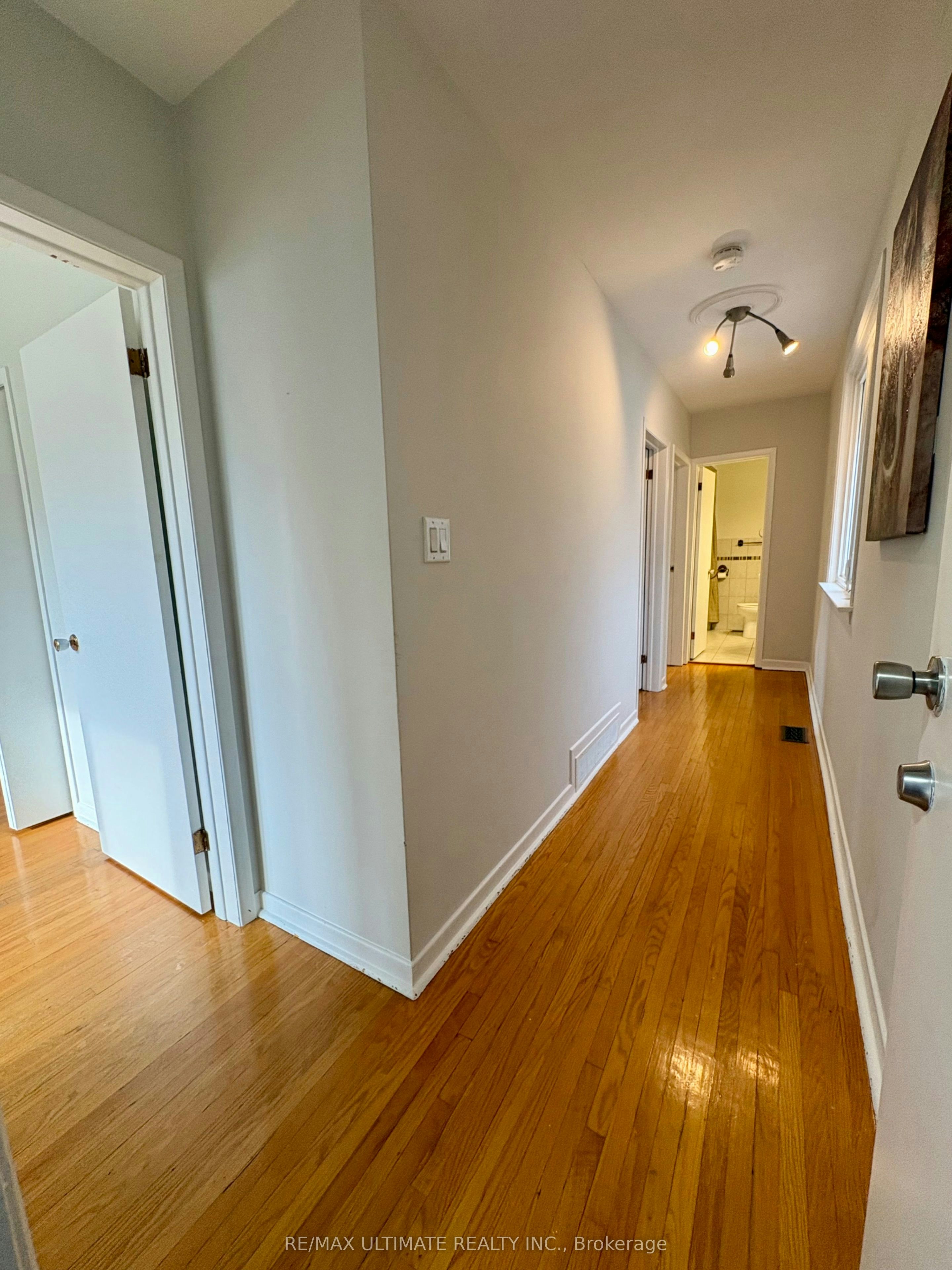 2nd Floor-315 Harvie Avenue, Toronto, ON, M6E 4L2 - 3
