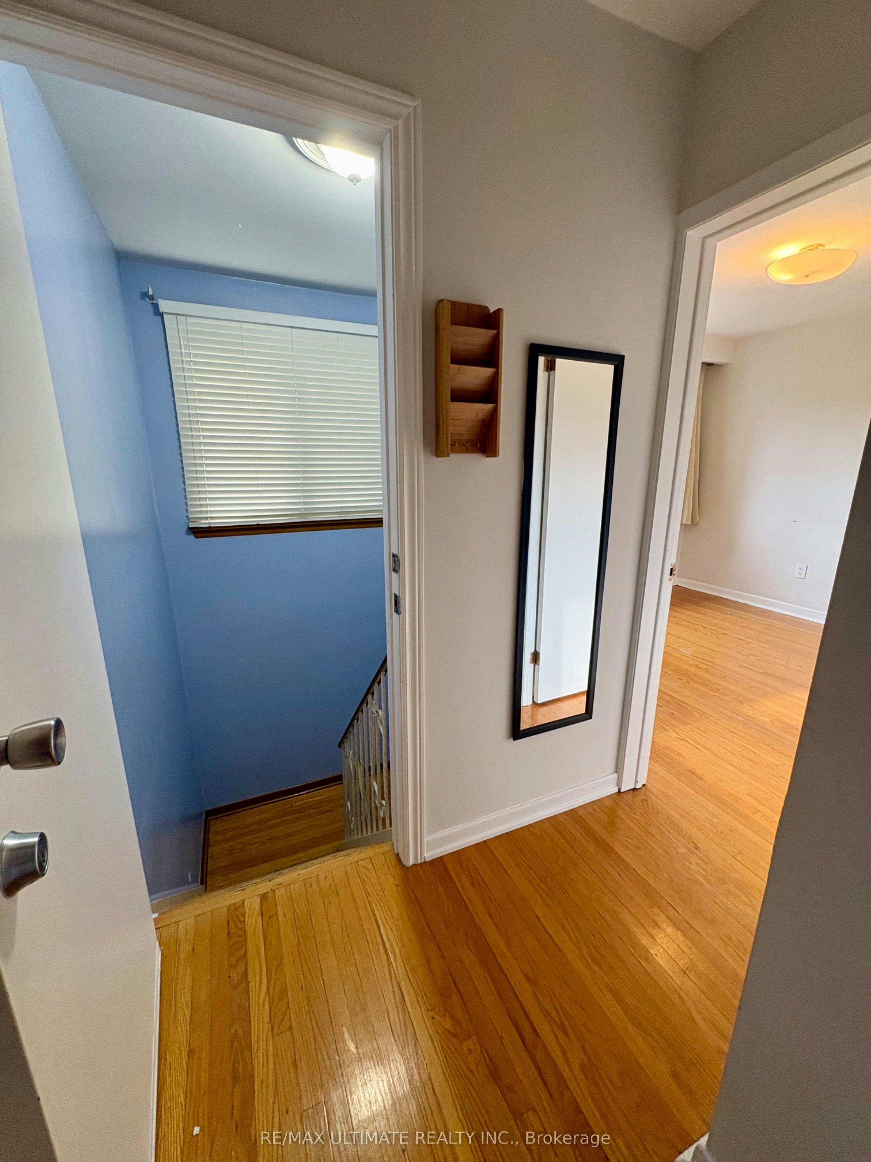 2nd Floor-315 Harvie Avenue, Toronto, ON, M6E 4L2 - 2