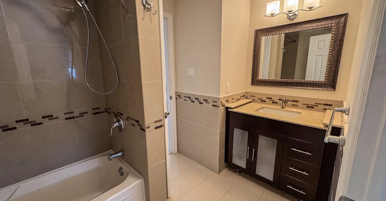 138-2440 Bromsgrove Road E, Mississauga, ON, L5J 4J7 - 17