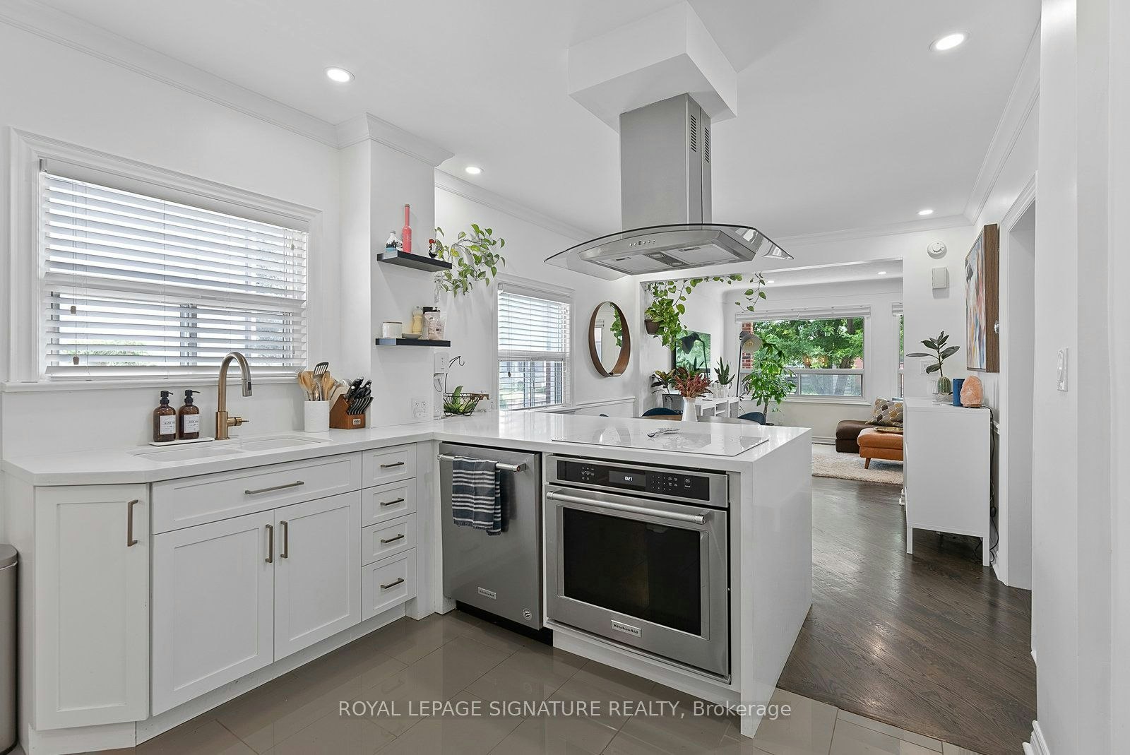 76 Foch Avenue, Toronto, ON, M8W 3X4 - 18