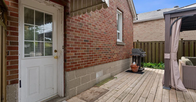 76 Foch Avenue, Toronto, ON, M8W 3X4 - 43