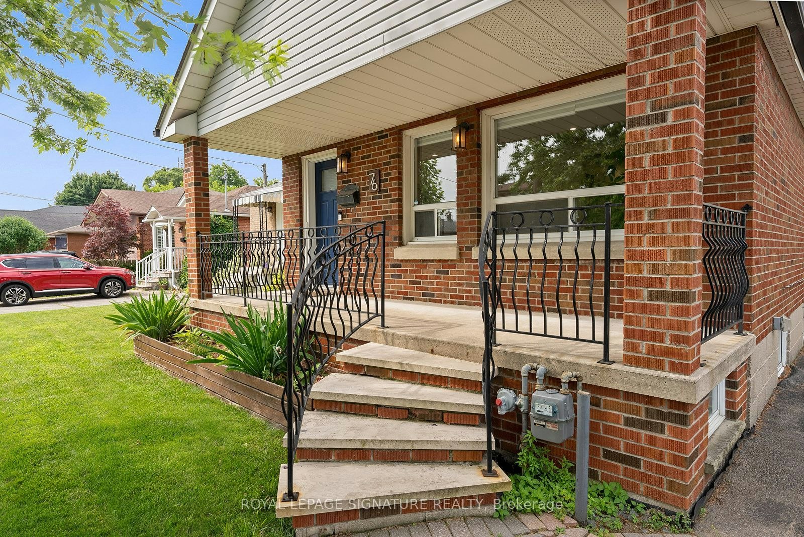 76 Foch Avenue, Toronto, ON, M8W 3X4 - 4