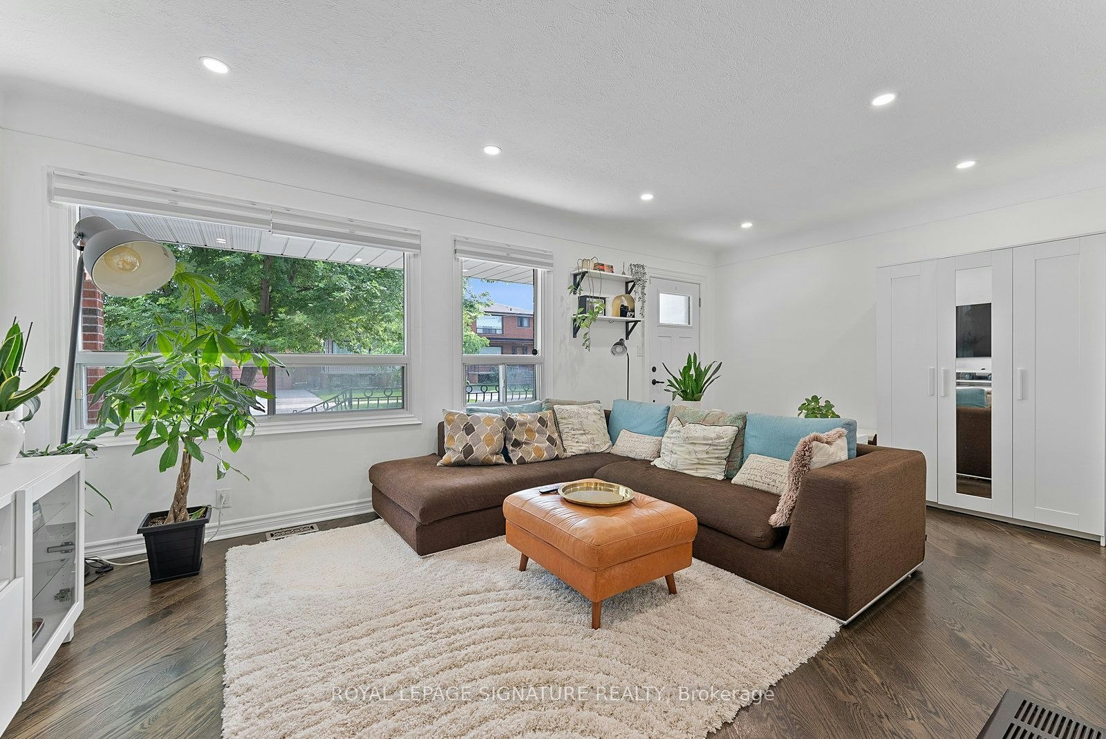 76 Foch Avenue, Toronto, ON, M8W 3X4 - 10