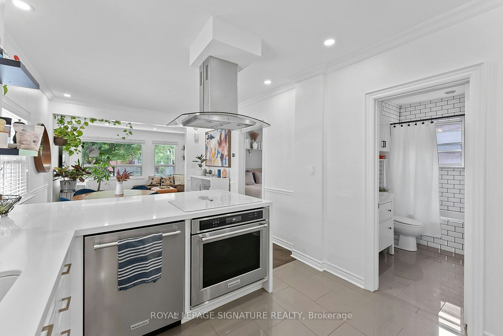 76 Foch Avenue, Toronto, ON, M8W 3X4 - 17