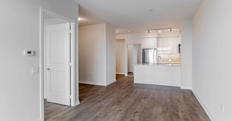 3211-35 Watergarden Drive, Mississauga, ON, L5R 0G8 - 11
