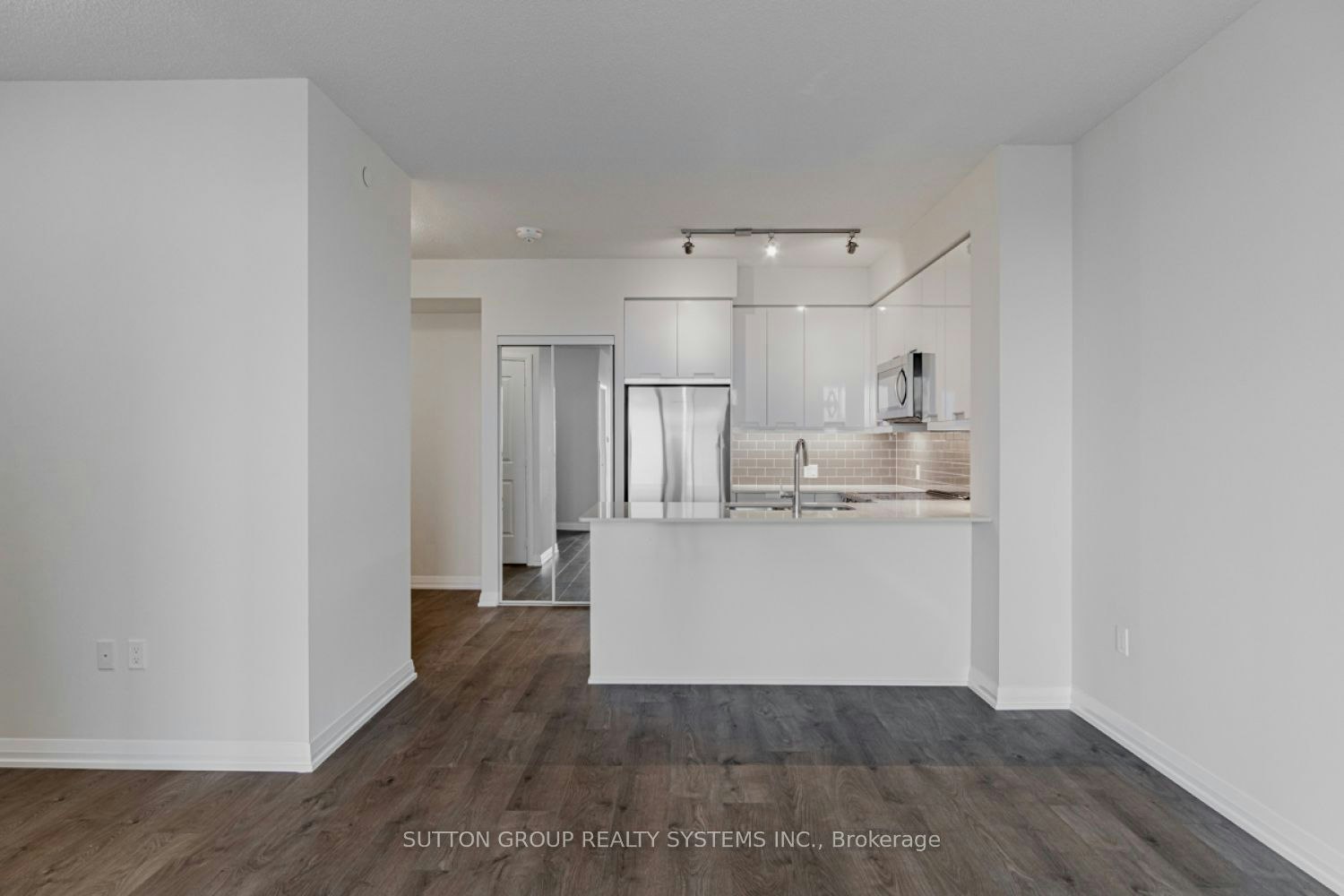 3211-35 Watergarden Drive, Mississauga, ON, L5R 0G8 - 9