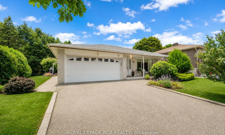 71 Birchview Crescent
