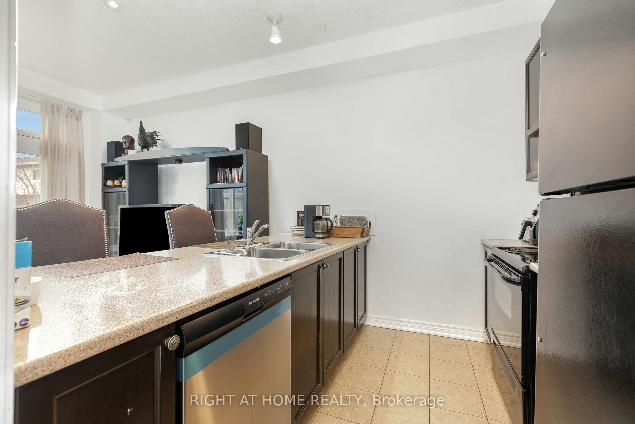 5-5056 New Street, Burlington, ON, L7L 1V1 - 9