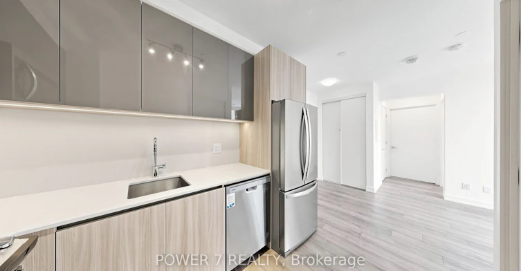 814-3100 Keele Street, Toronto, ON, M3M 0E1 - 5