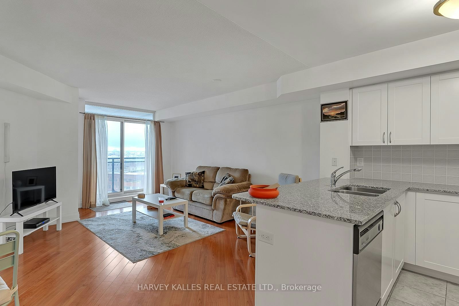 1021-1060 Sheppard Avenue W, Toronto, ON, M3J 0G7 - 9