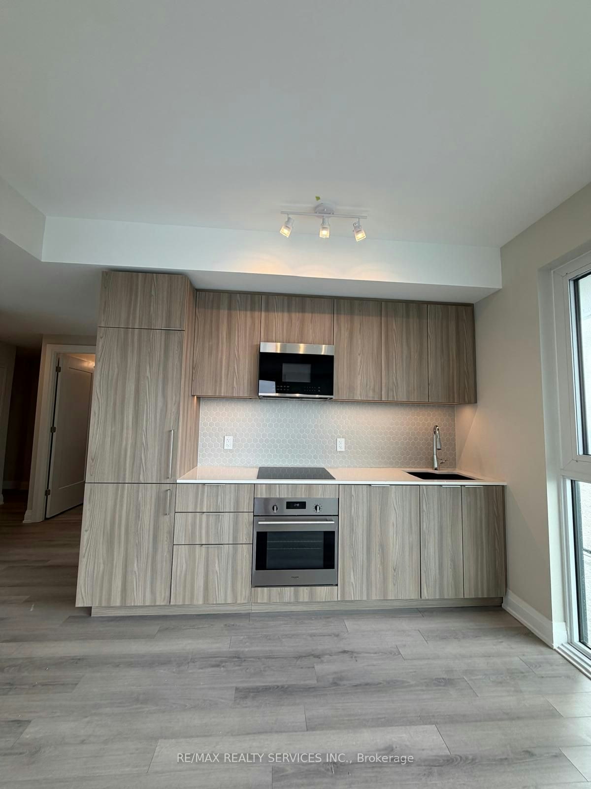 2314-15 Skyridge Drive E, Brampton, ON, L6P 4S3 - 4