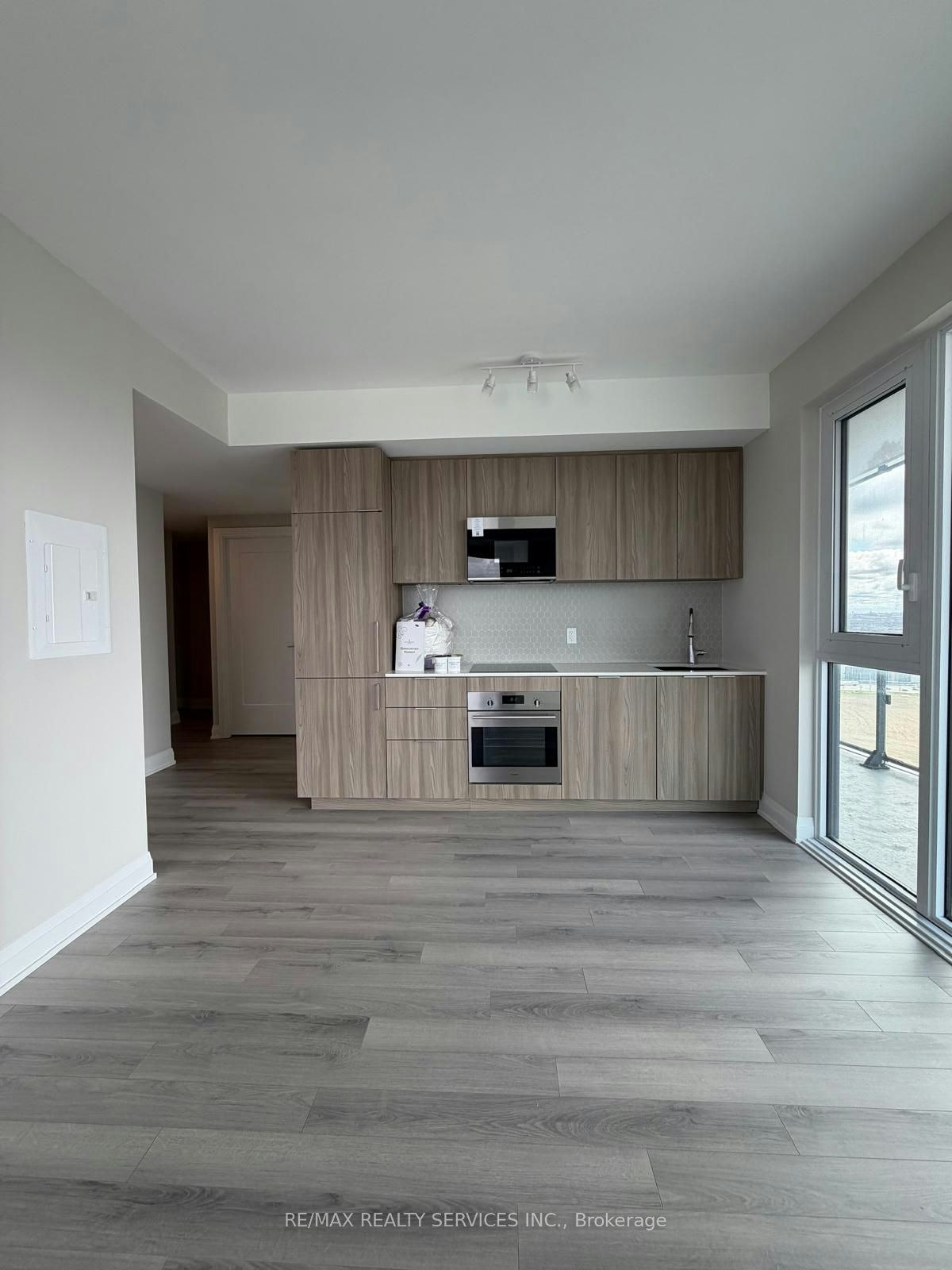 2314-15 Skyridge Drive E, Brampton, ON, L6P 4S3 - 3