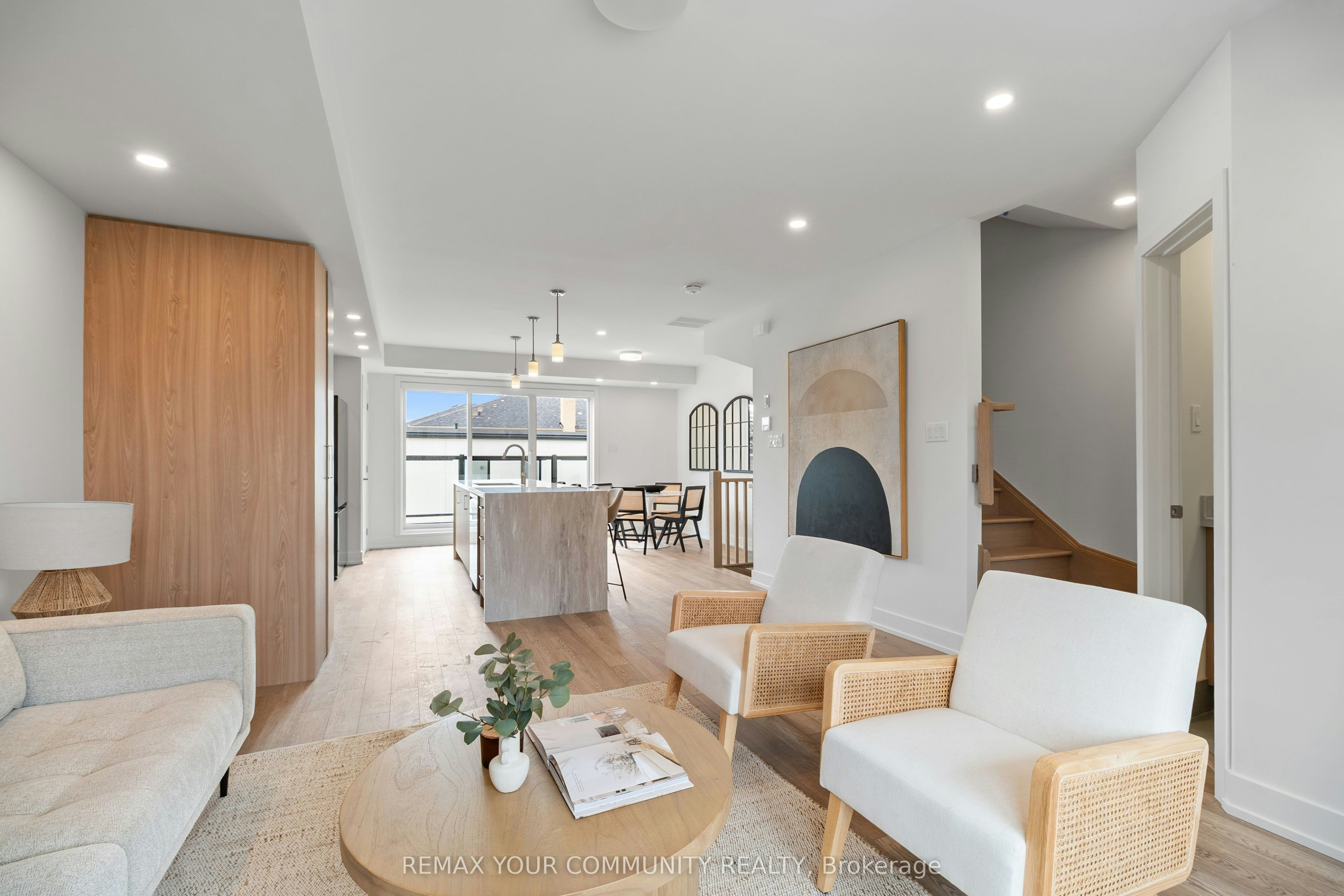 3-34 Poplar Avenue, Toronto, ON, M9B 3R4 - 8