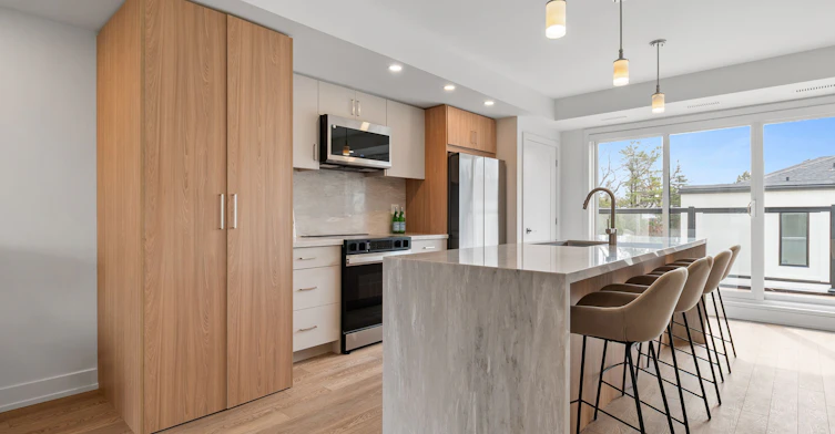 3-34 Poplar Avenue, Toronto, ON, M9B 3R4 - 5
