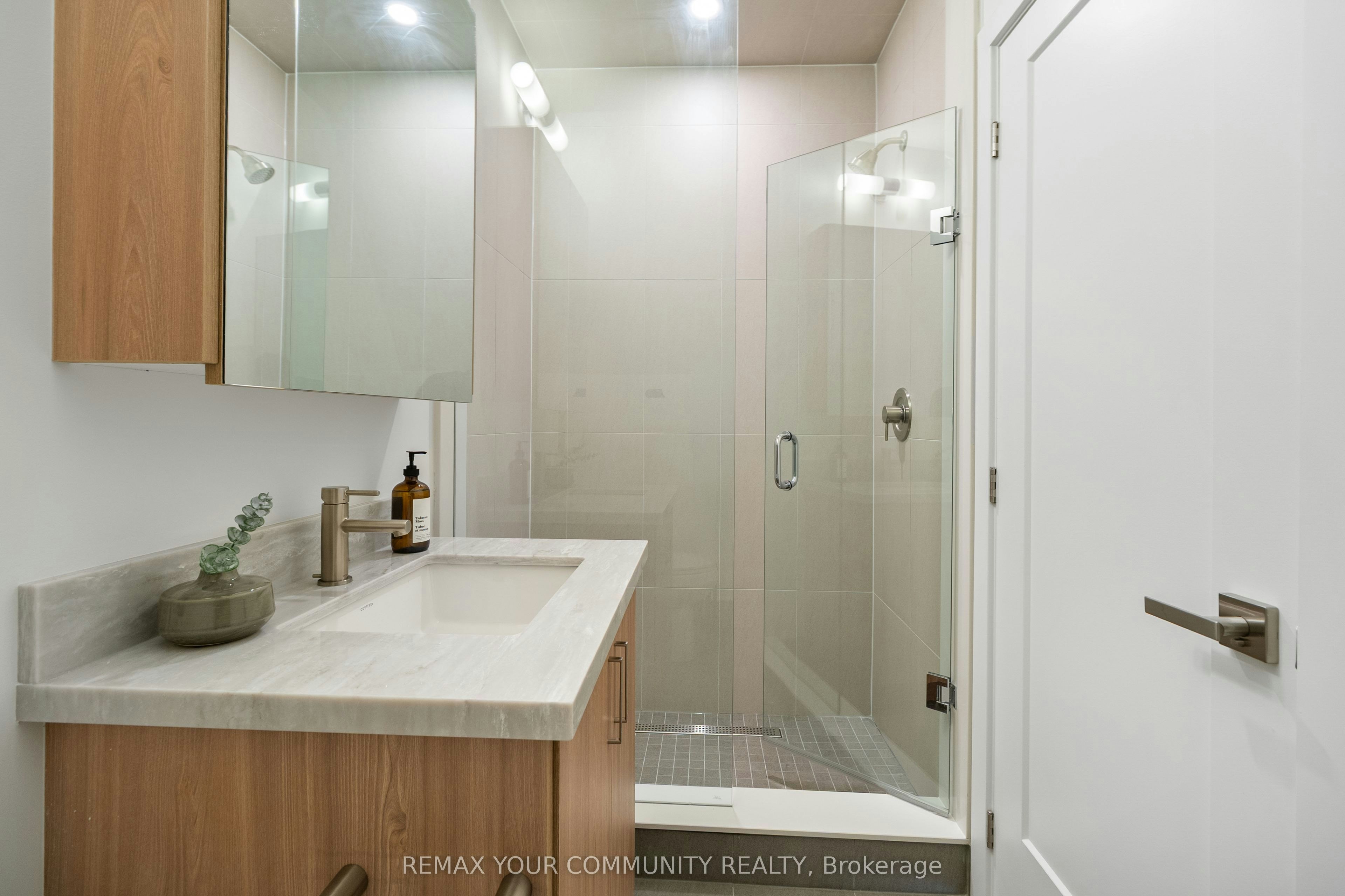 3-34 Poplar Avenue, Toronto, ON, M9B 3R4 - 25