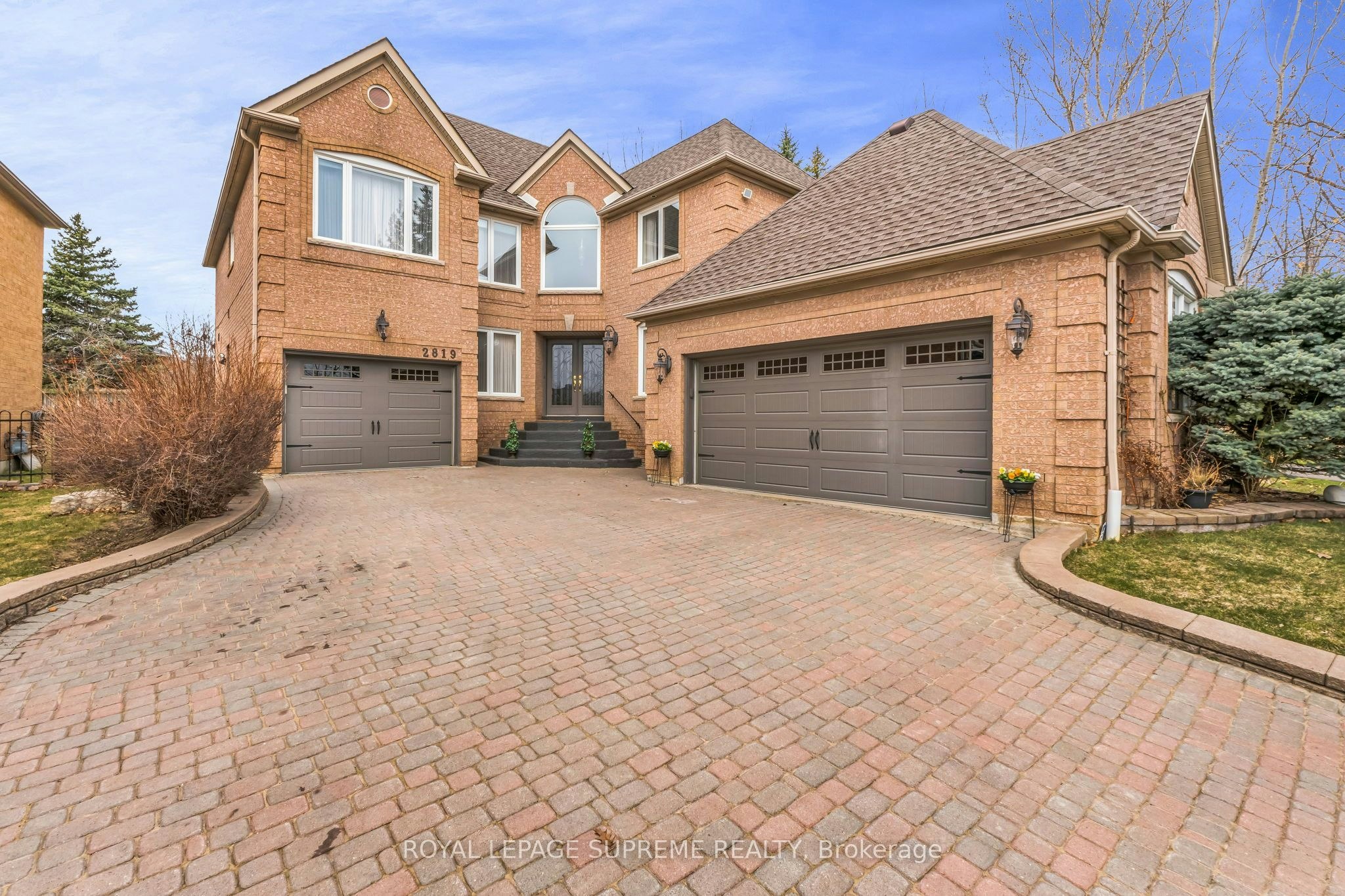 2819 Duncairn Drive, Mississauga, ON, L5M 5C6