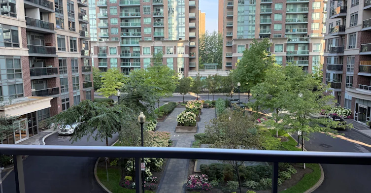 308-3 Michael Power Place, Toronto, ON, M9A 0A2 - 11