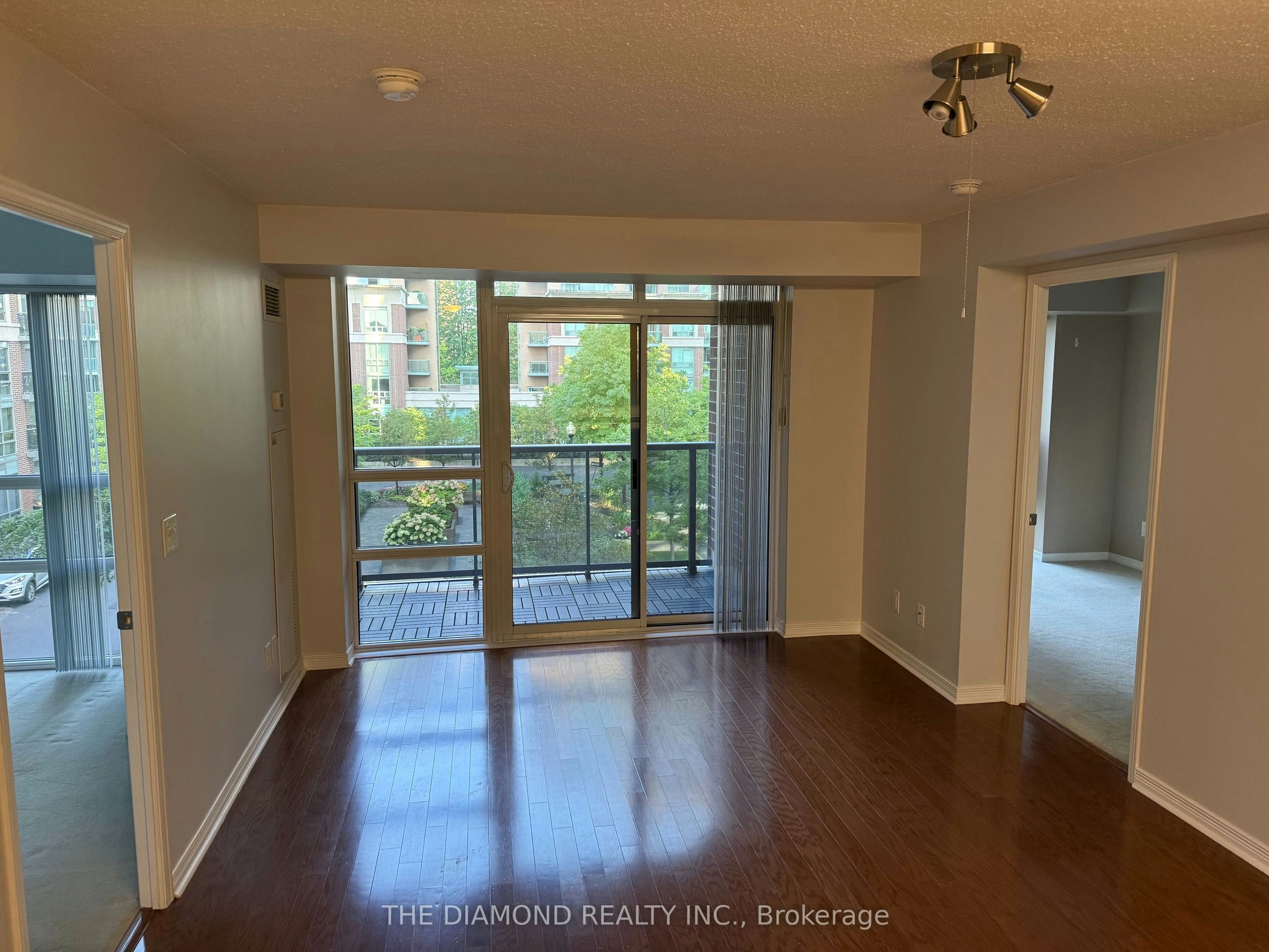 308-3 Michael Power Place, Toronto, ON, M9A 0A2 - 8