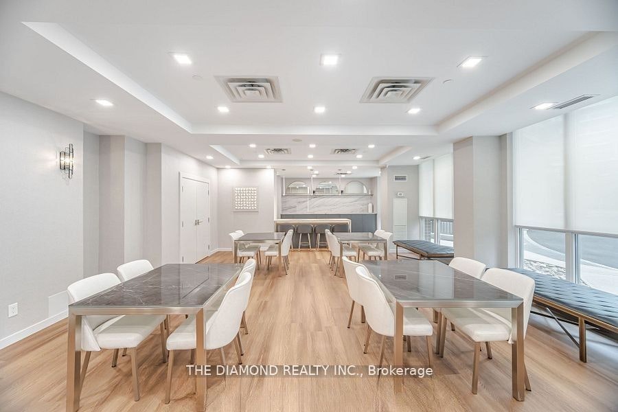 308-3 Michael Power Place, Toronto, ON, M9A 0A2 - 18