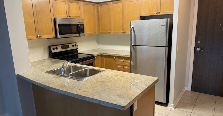 308-3 Michael Power Place, Toronto, ON, M9A 0A2 - 7
