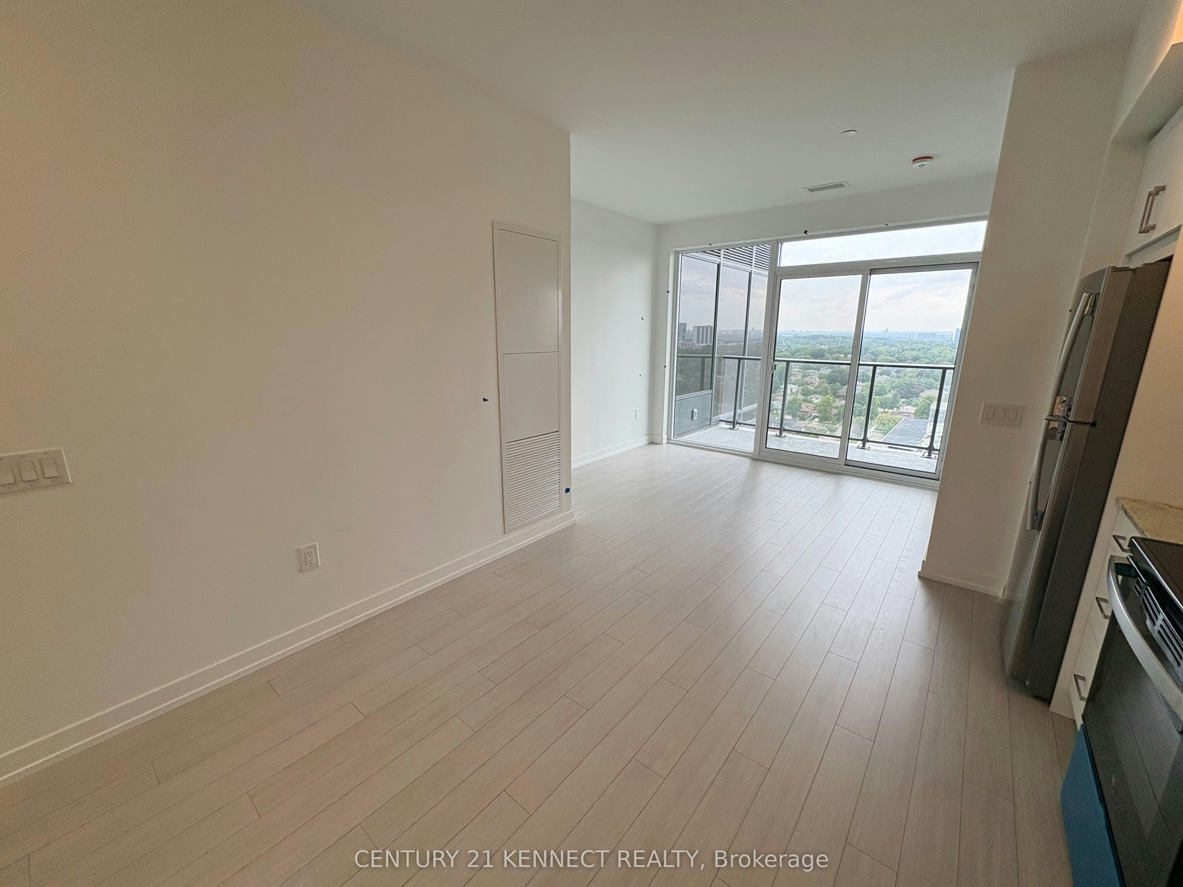 1820-4010 Eglinton Avenue W, Toronto, ON, M9A 0G5 - 5