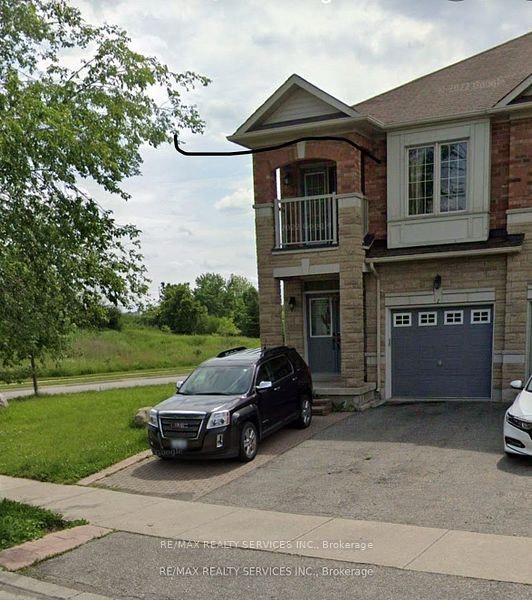 2 Crystalview Crescent, Brampton, ON, L6P 2R7