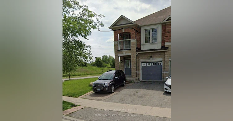 2 Crystalview Crescent, Brampton, ON, L6P 2R7