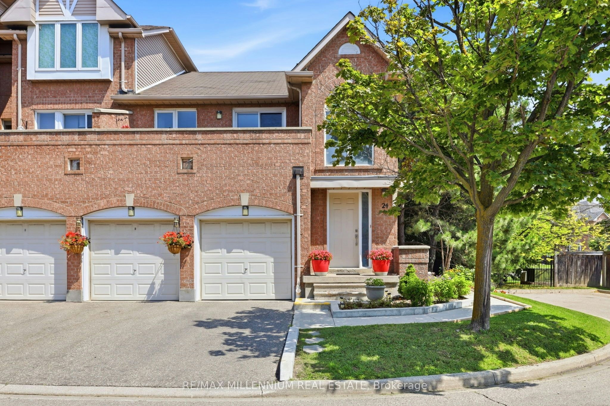 24-115 Bristol Road E, Mississauga, ON, L4Z 3P7