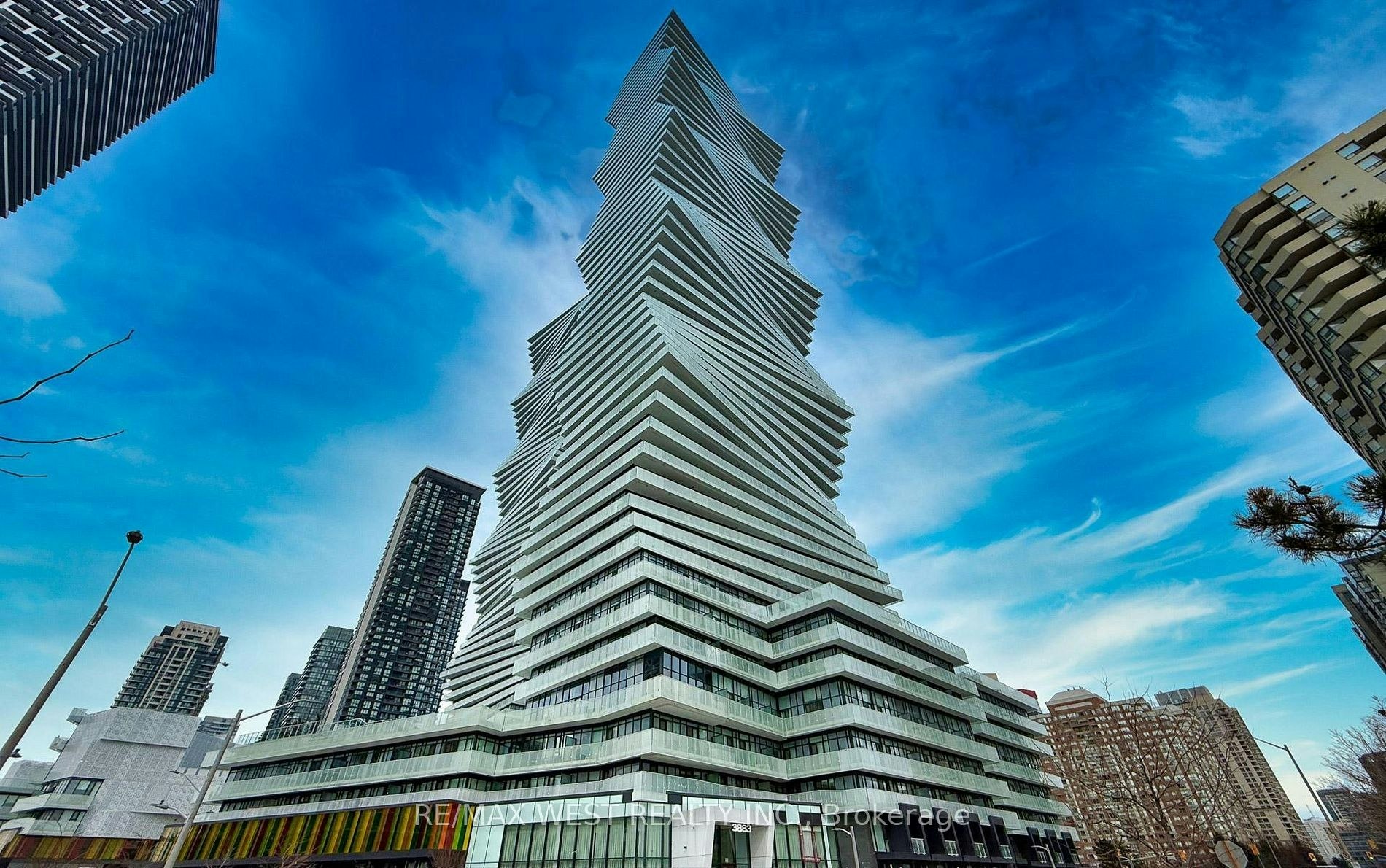 621-3883 Quartz Road, Mississauga, ON, L5B 0M4