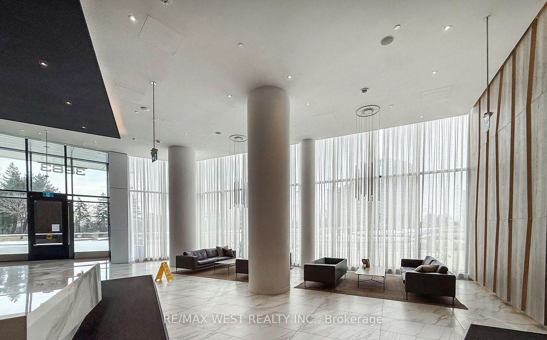 621-3883 Quartz Road, Mississauga, ON, L5B 0M4 - 3