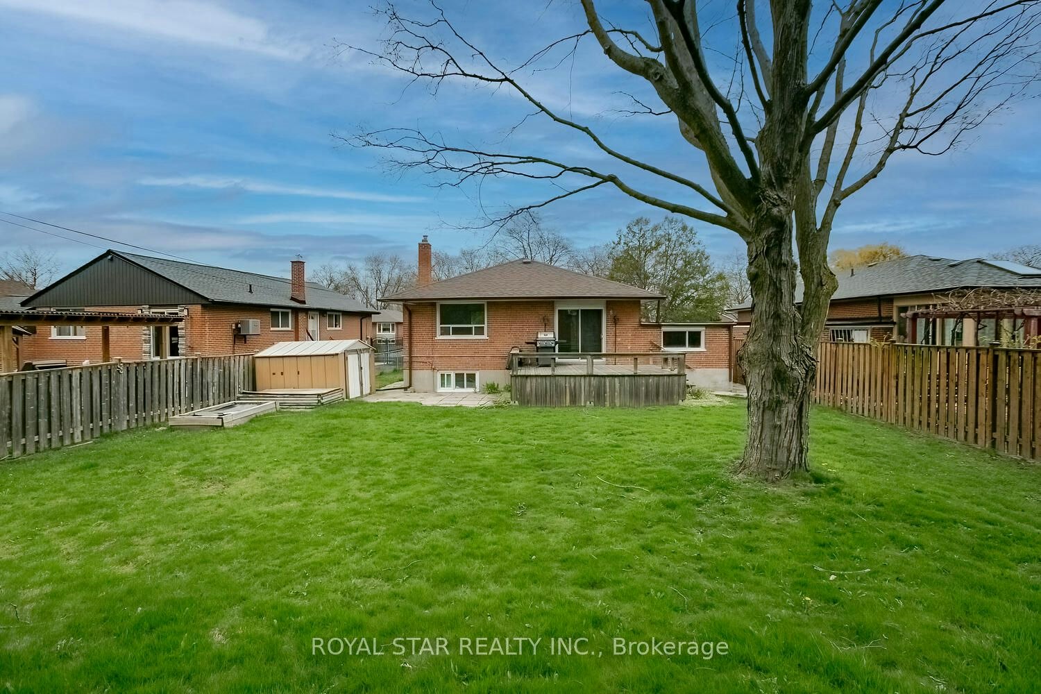 Upper-114 Wincott Drive, Toronto, ON, M9P 2P6 - 15