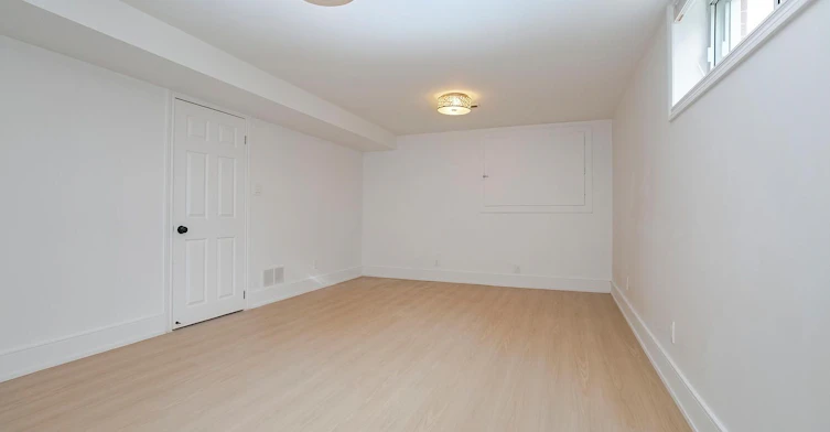 Upper-114 Wincott Drive, Toronto, ON, M9P 2P6 - 4