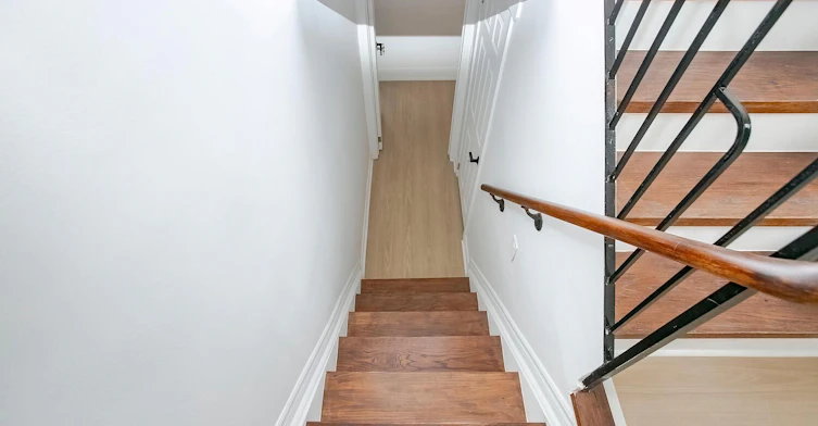 Upper-114 Wincott Drive, Toronto, ON, M9P 2P6 - 2