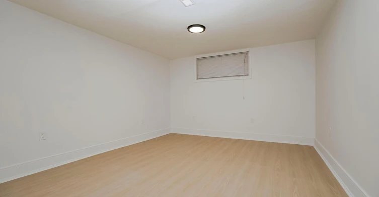 Upper-114 Wincott Drive, Toronto, ON, M9P 2P6 - 8