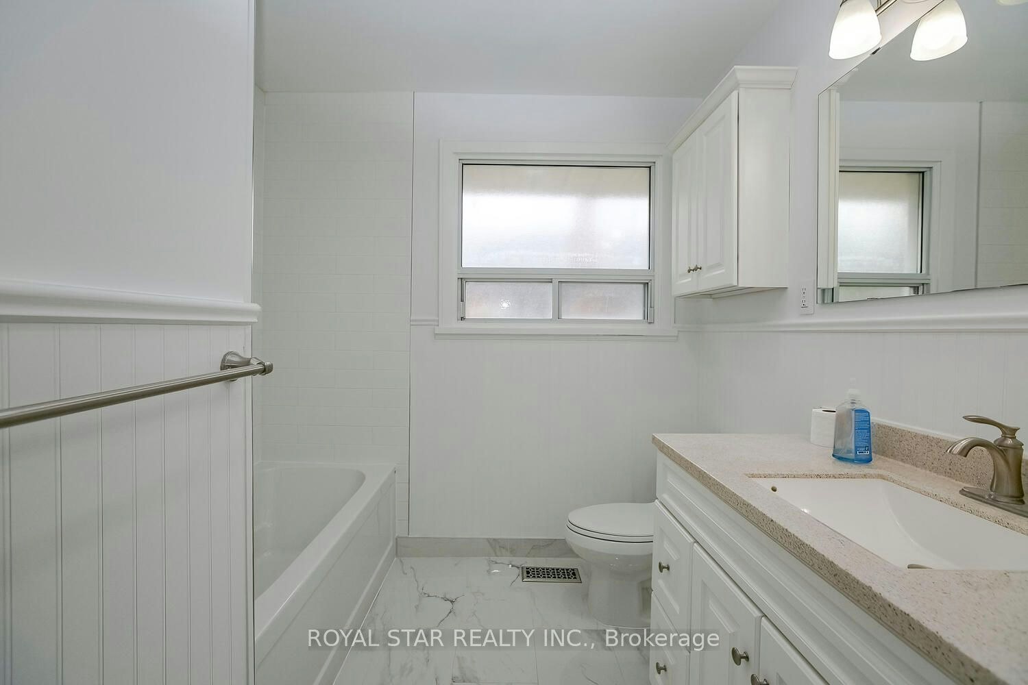 Upper-114 Wincott Drive, Toronto, ON, M9P 2P6 - 12
