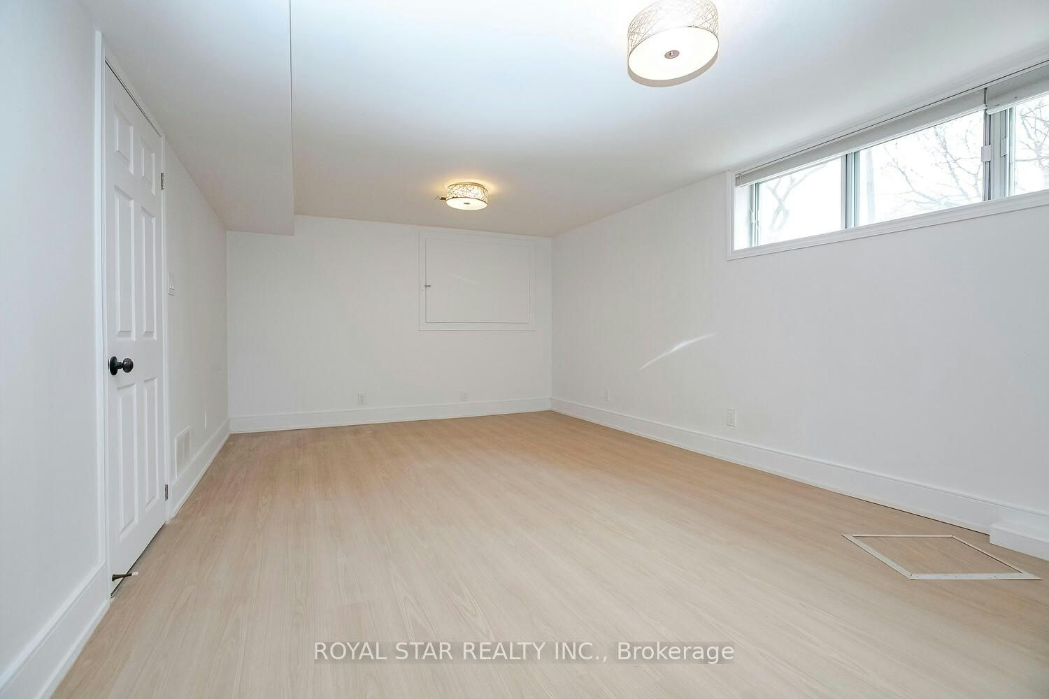 Upper-114 Wincott Drive, Toronto, ON, M9P 2P6 - 3