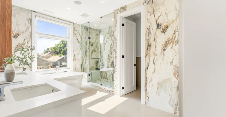 24 Twenty First Street, Toronto, ON, M8V 3L7 - 20