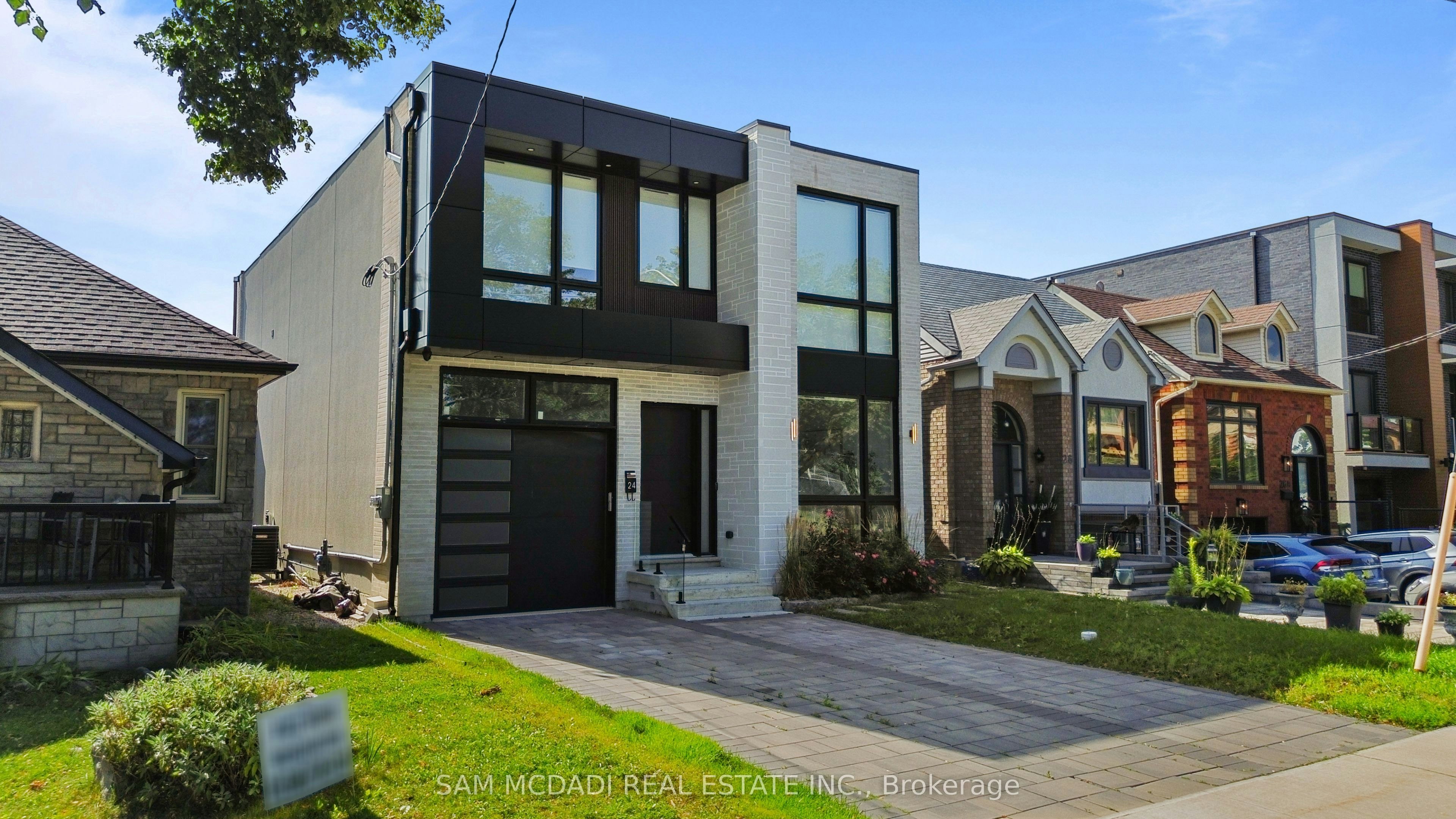 24 Twenty First Street, Toronto, ON, M8V 3L7 - 2