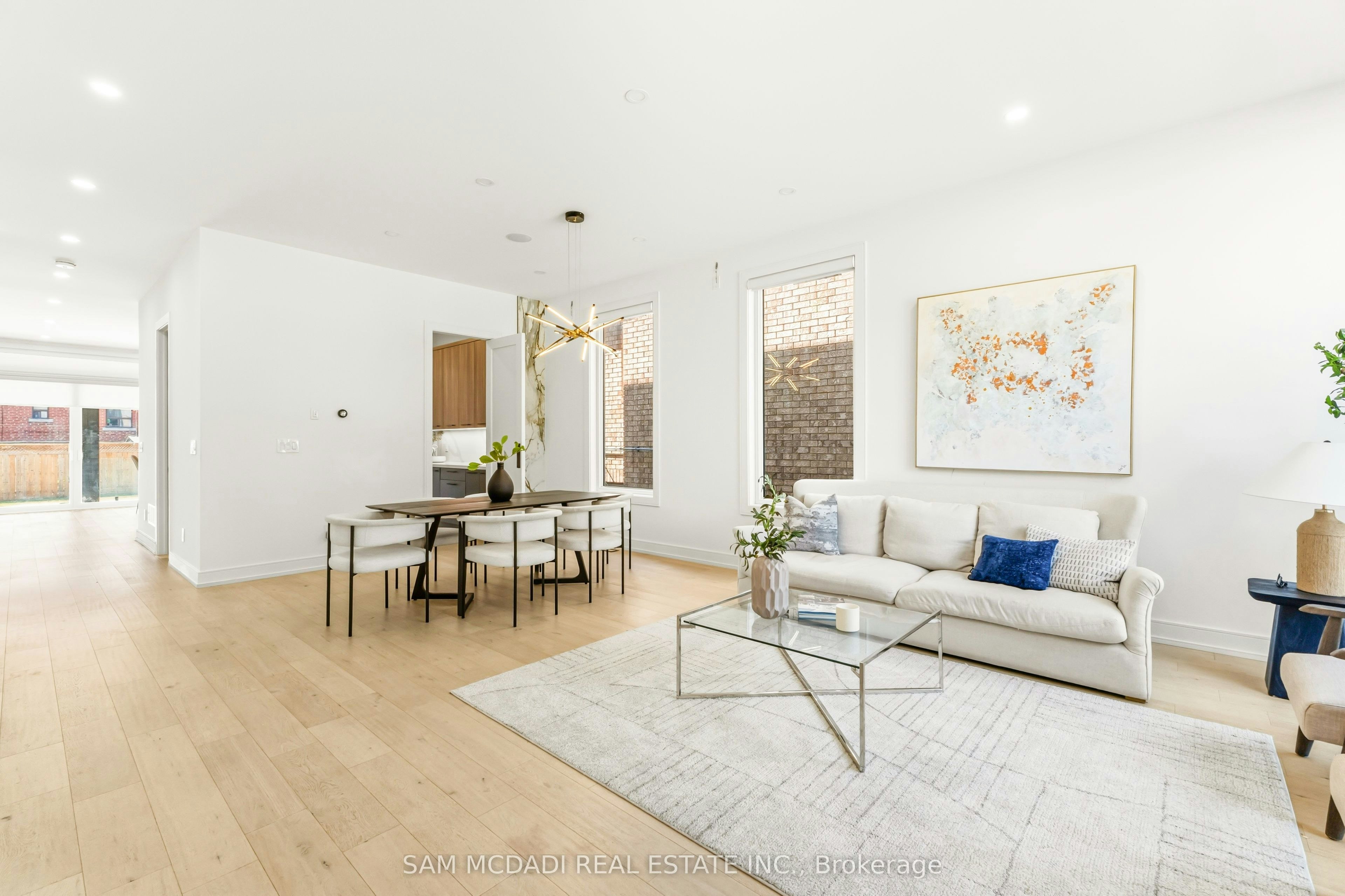 24 Twenty First Street, Toronto, ON, M8V 3L7 - 6